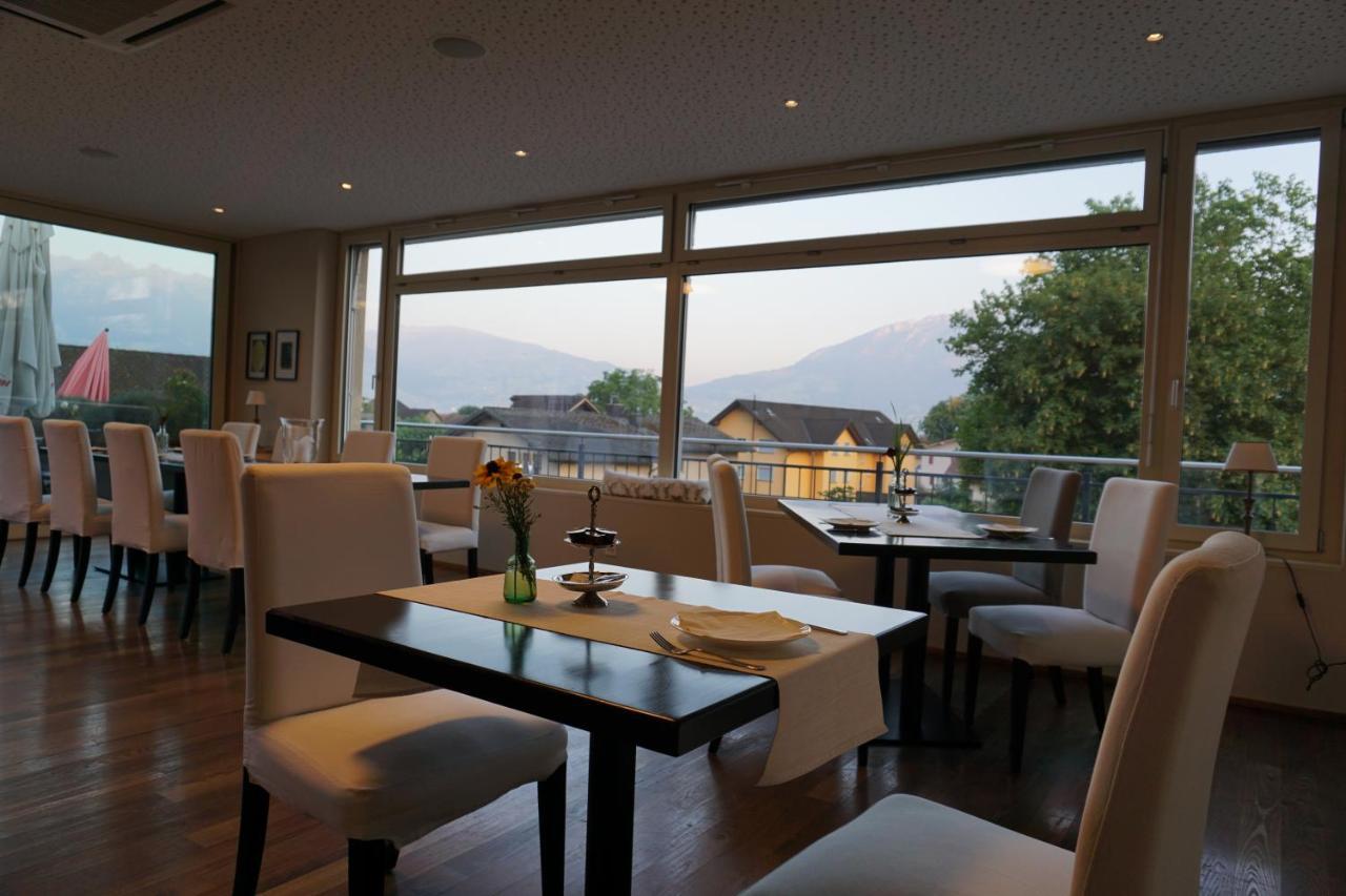 Hotel Weinstube Nendeln Exteriör bild